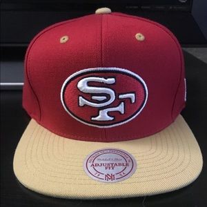 Rare SF 49ers Mitchell & Ness Logo Snapback Hat